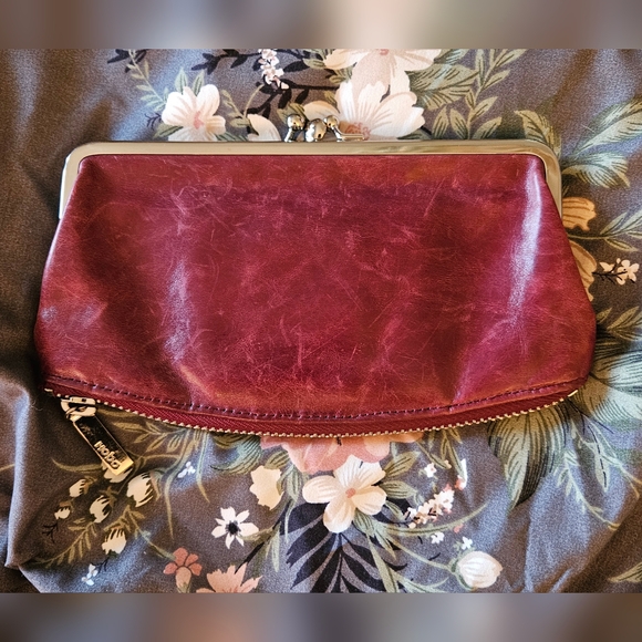 HOBO The Original Millie Clutch in Wine Red - Picture 2 of 7